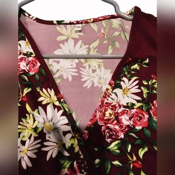Amazon, XXL, Burgundy Sleeveless Floral Wrap Dress - Picture 2 of 7